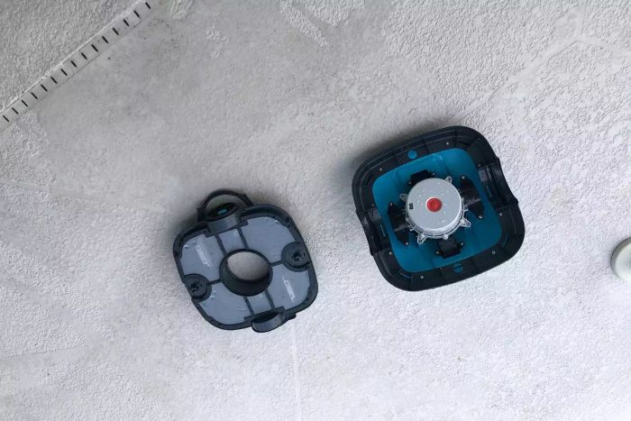The WYBOT Cordless Robotic Pool Cleaner with the filter taken out