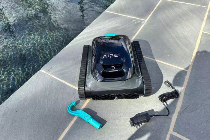 The Aiper Scuba S1 Pool Cleaner before assembly