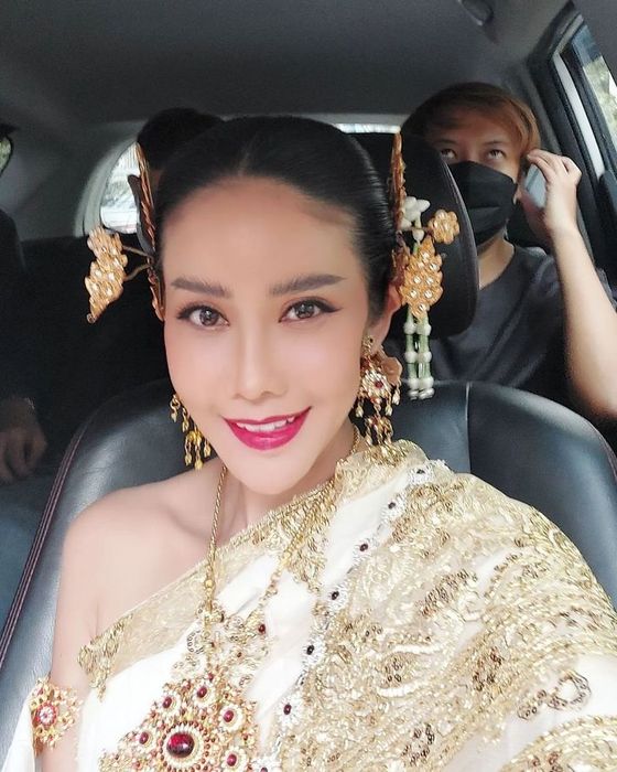 ปิ๋ม ซีโฟร์