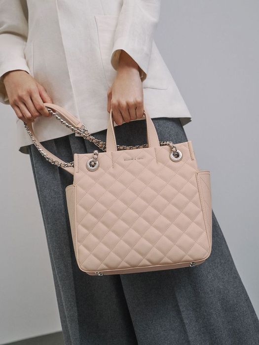 CHARLES & KEITH