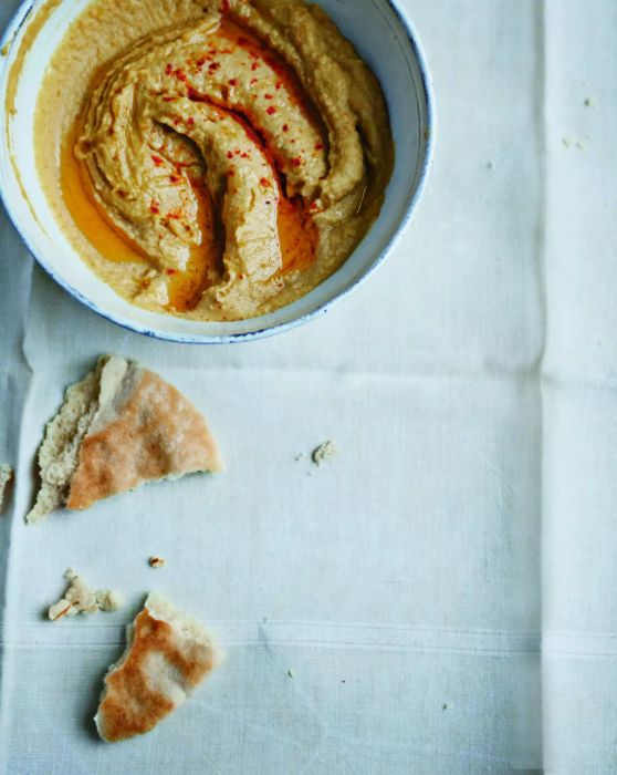Healthy Super Bowl Recipes: 5-Minute Hummus