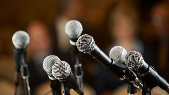 A collection of different microphone types