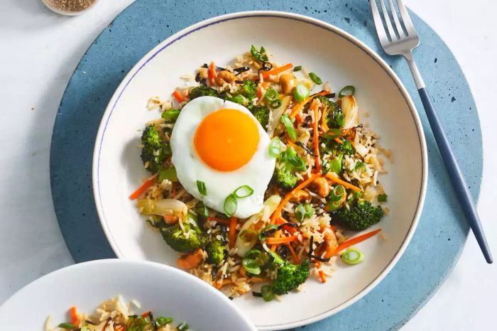 upgrade-instant-rice-recipes-Mytour-spring-fried-rice-recipe-0421din-751af2adc9e44c8f8e2cb24632342de6