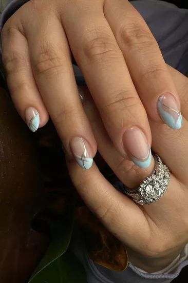 Deconstructed French manicure design