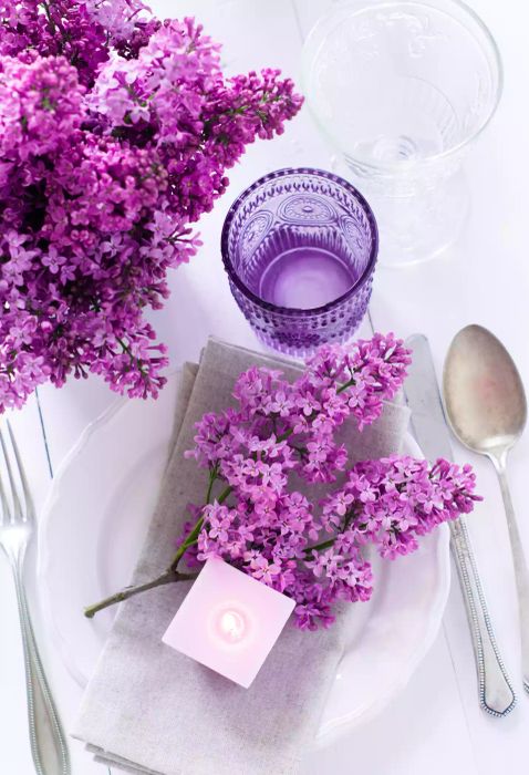Lilac Easter centerpiece