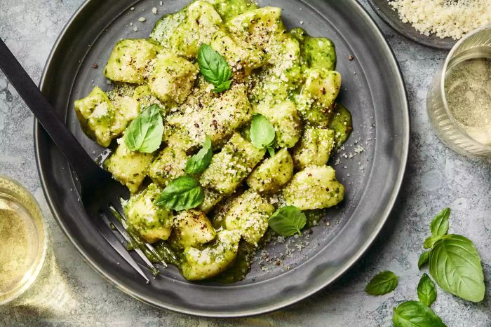 homemade-gnocchi-0324FEAT_38648-Mytour