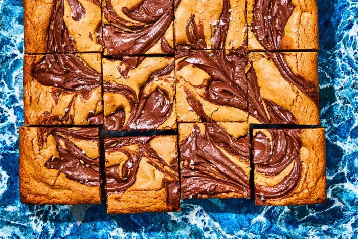 hazelnut-swirl-blondies-recipe-top-blondie-recipes