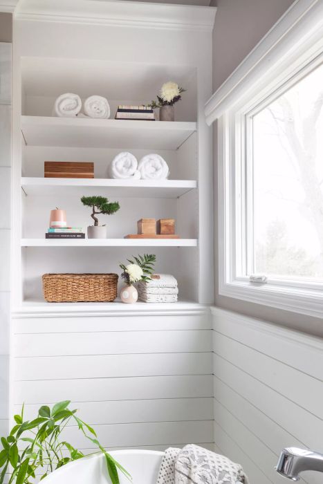 Built-In Shelves