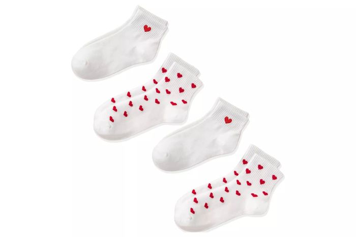 Amazon offers CHUNFO Cute Heart White Red Ankle Women Socks with a frilly, fun bear pattern. These long crew socks are perfect for a novelty aesthetic and come in packs of 4 or more pairs.
