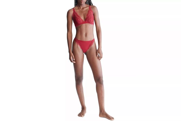 Macy's CALVIN KLEIN Linear Lace Lightly Lined Triangle Bra