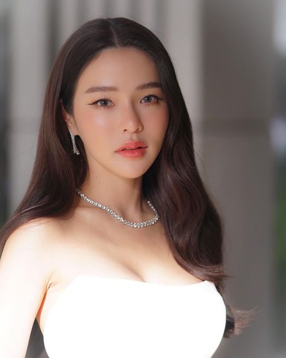 แอร์ ภัณฑิลา เจ้าสาวคนสวย