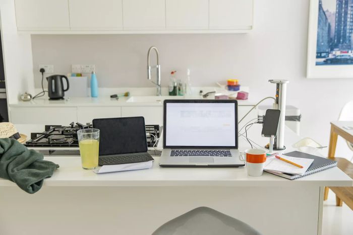 Messy counters can quickly become overwhelming