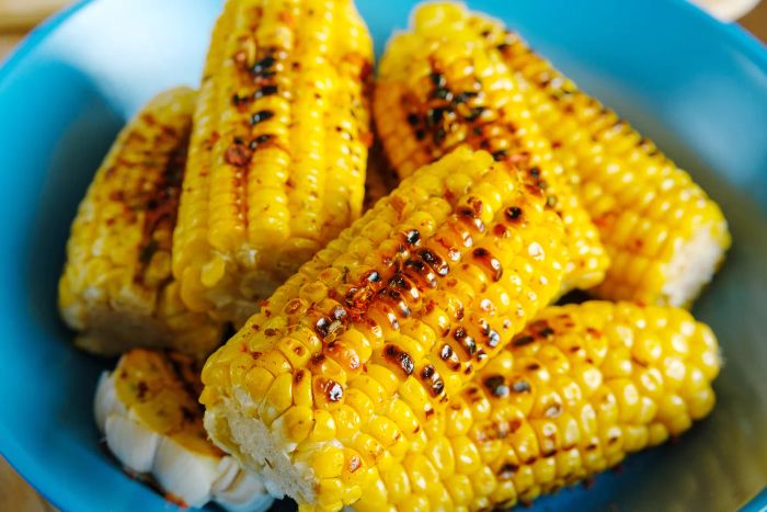 how-to-store-corn-on-the-cob-GettyImages-1294868165