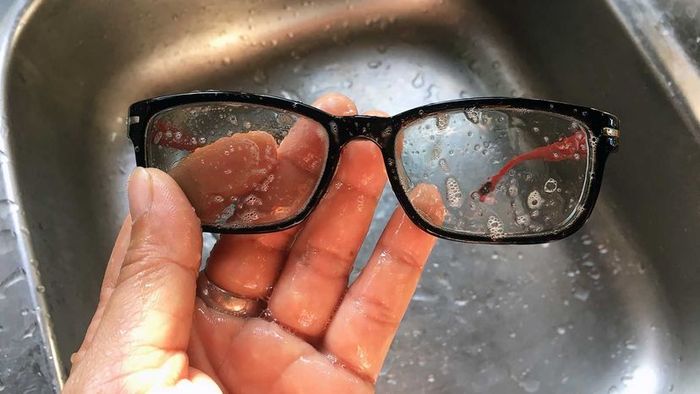 Using soap to clean your glasses