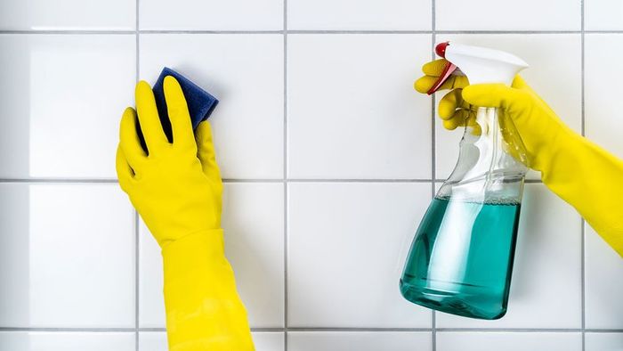 cleaning grout effectively