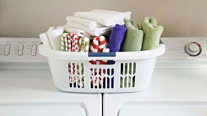 Laundry stripping is a thorough cleaning method to refresh your laundry.
