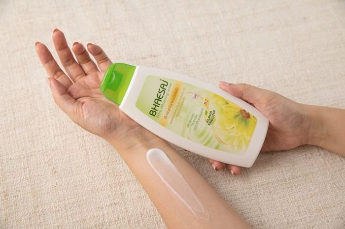 bhaesaj body whitening lotion