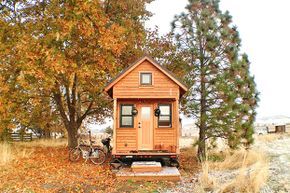 tiny home, autumn, winter season