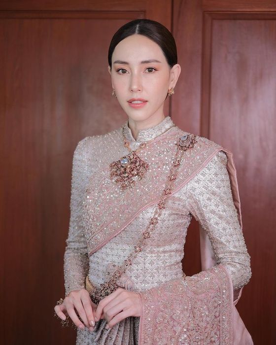 ชุดแต่งงานของแพร พิไลรัมภา