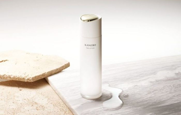 Kanebo The Lotion