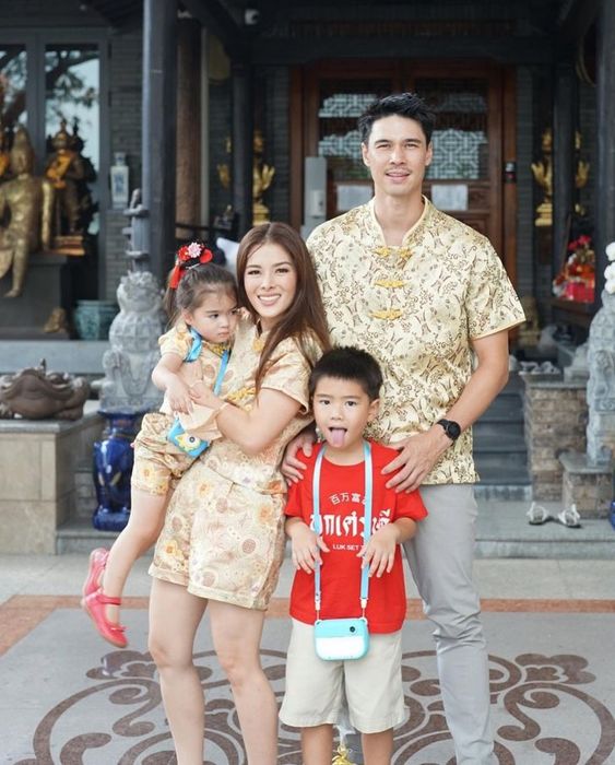 ลูกของลิเดียและแมทธิว เด็กหญิงสุดน่ารักที่ทุกคนตามใจ