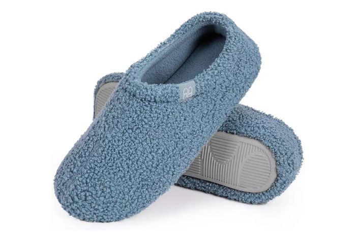 Amazon HomeTop Women's Fuzzy Curly Fur Memory Foam Loafer Slippers with Polar Fleece Lining