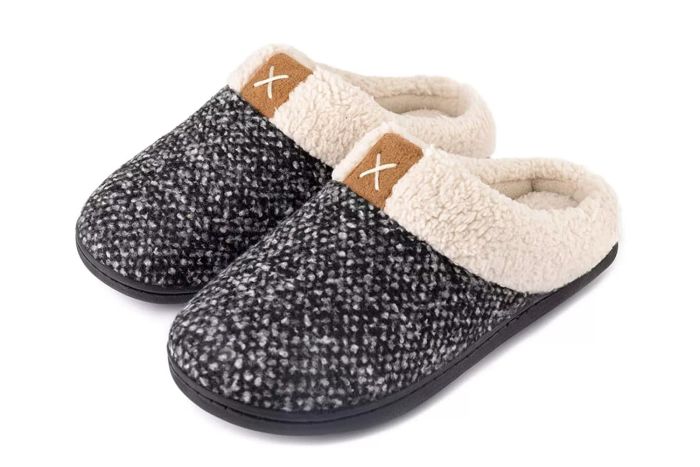 Amazon ULTRAIDEAS Women's Indoor Bedroom Slippers