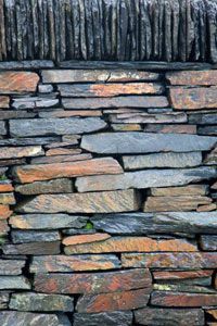 slate stone wall