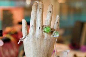 mannequin hand