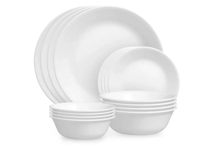 Target's Corelle 16pc Vitrelle Livingware Dinnerware Set in Frost White is a versatile and timeless addition to your kitchen essentials.