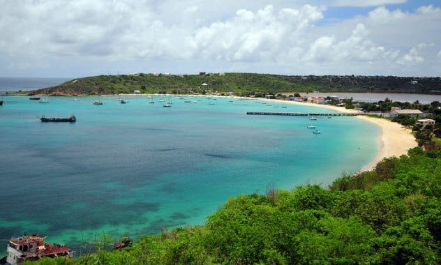 2a-anguilla-175497264
