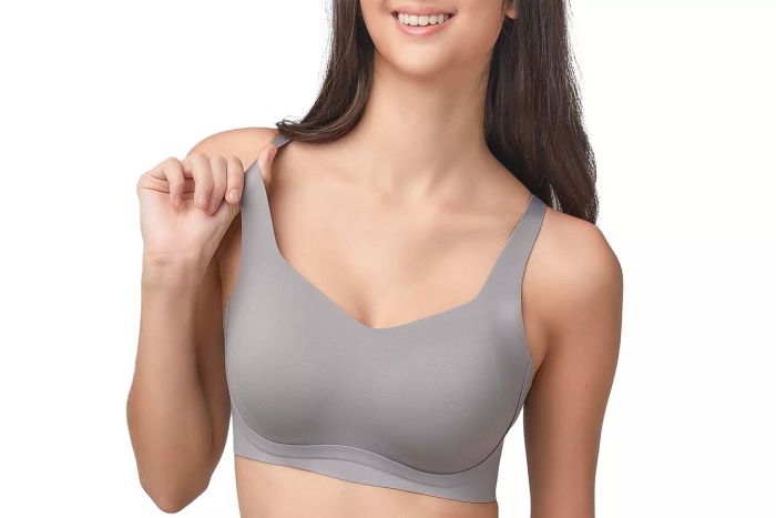 Floatley Smooth Wireless Minimizer Bra