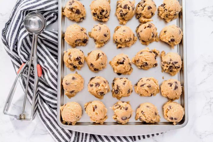 freeze-cookie-dough-GettyImages-1192481596