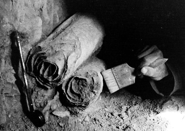 8deadseascrolls