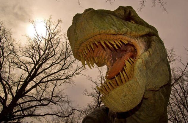 6-t-rex-mealtime