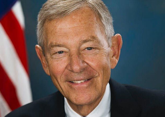 1-george-voinovich