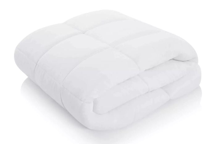 Linenspa All-Season Down Alternative Quilted Comforter