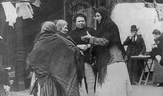 10-women-discussing-meat-prices-boycott