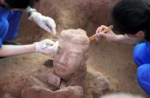 3-terracotta-army-statue