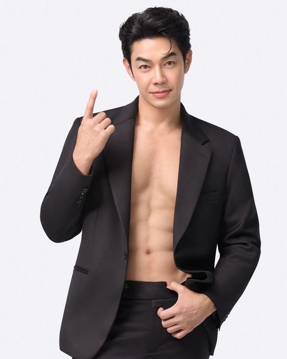 อาร์ต พศุตม์ และ well u M Plus Max