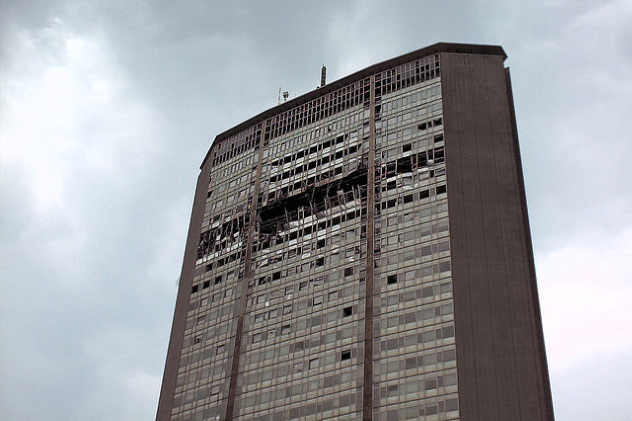 2002 Pirelli Tower Plane Crash