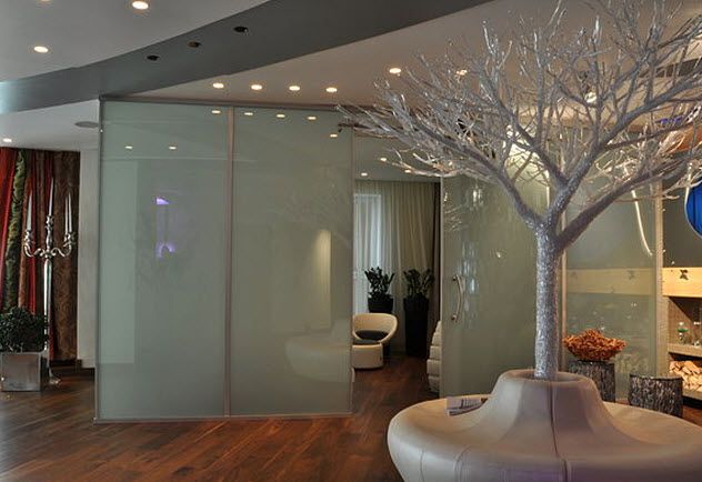 6-smart-glass-office