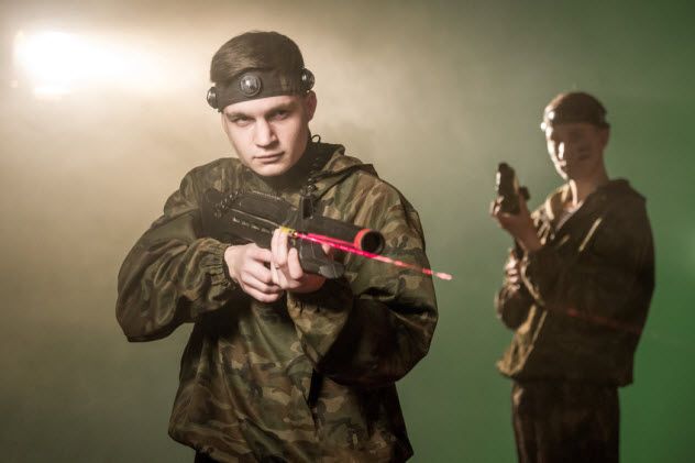 1-laser-guns_81202981_SMALL