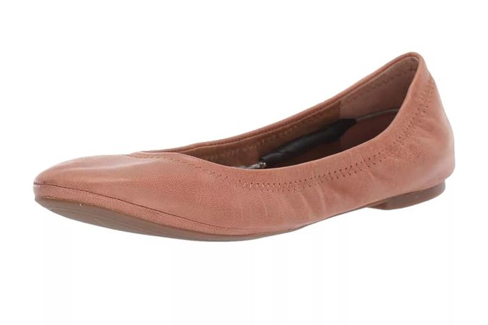 Amazon Lucky Brand Women's Emmie Ballet Flat