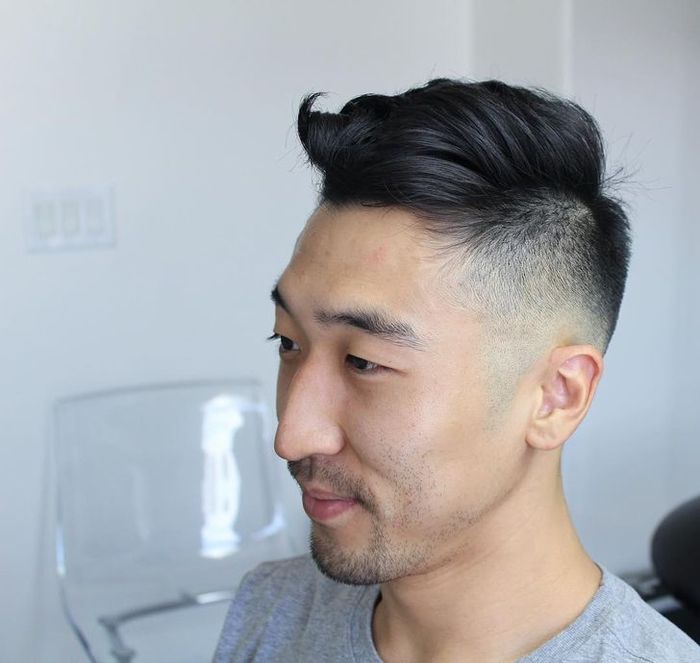 ทรงผมชาย High Fade Undercut with Thick Waves