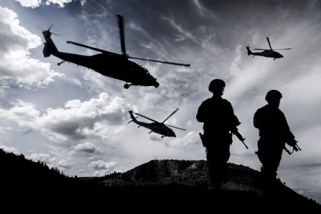 1-war_000075825751_Small