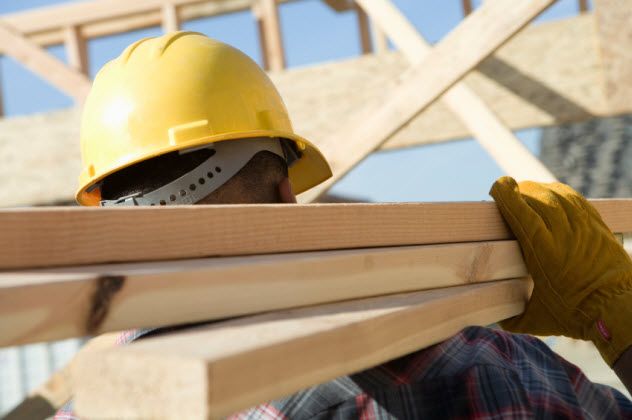 2-construction-worker_000057995538_Small