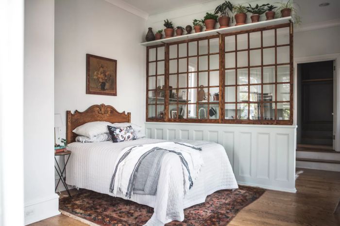 Bedroom Featuring a Window Divider