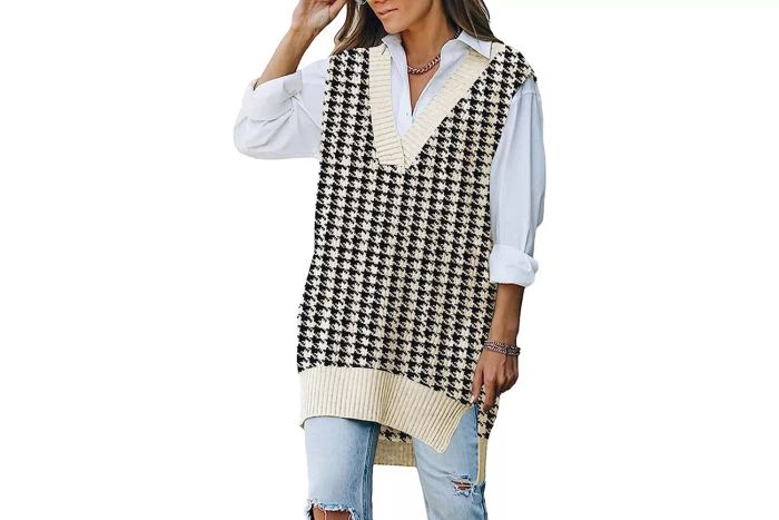 Amazon Viottiset Women's Oversized V-Neck Knit Sweater Vest, Sleeveless Tunic Pullover Top