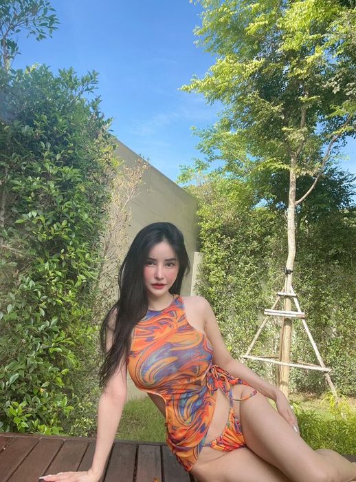 บลู จิรารัตน์ ชานันโท